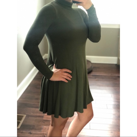 Lulus Dresses & Skirts - Lulu’s Olive Green Dress size S